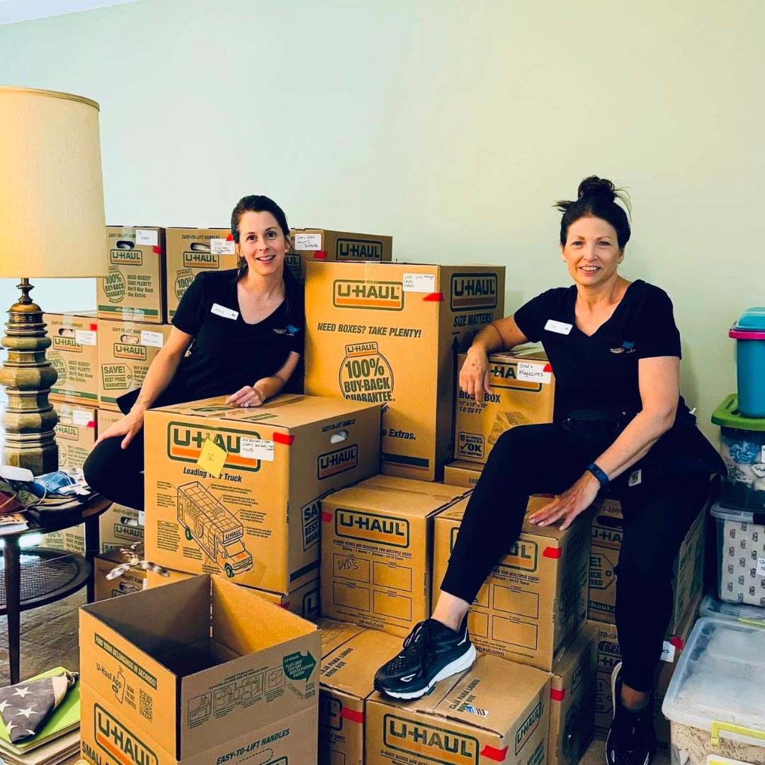 Packing service by blue bird nest organizing